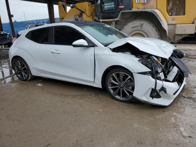 Photo 4 from auction – 2020 HYUNDAI VELOSTER B with VIN KMHTG6AF8LU031813