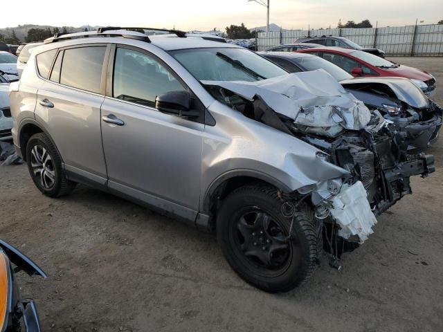 Photo 4 from auction – 2016 TOYOTA RAV4 LE with VIN 2T3BFREV6GW497111