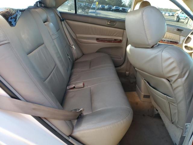Photo 10 from auction – 2004 TOYOTA CAMRY LE with VIN JTDBE32K240267625