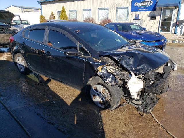 Foto 4 de la subasta – 2017 KIA FORTE LX con VIN 3KPFK4A78HE152604