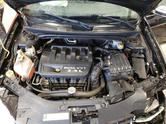 Photo 11 from auction – 2011 CHRYSLER 200 LIMITE with VIN 1C3BC2FBXBN600717