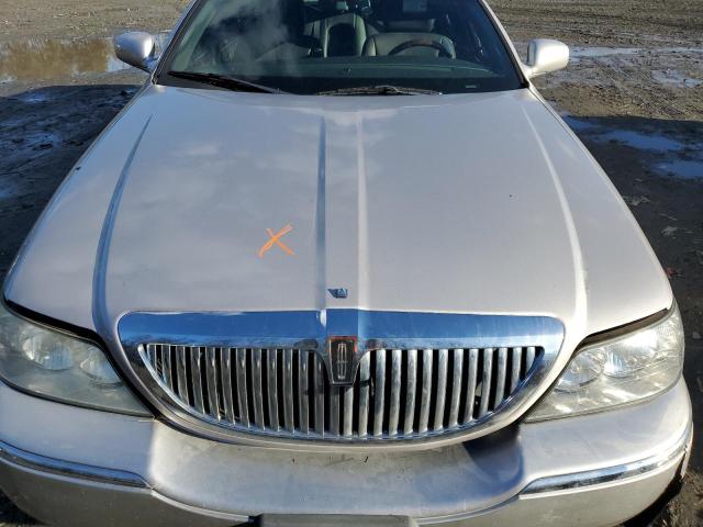 Photo 11 from auction – 2011 LINCOLN TOWN CAR S with VIN 2LNBL8CV5BX756218
