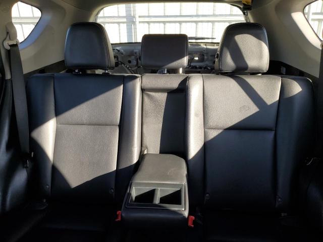 Photo 10 from auction – 2015 TOYOTA RAV4 LIMIT with VIN 2T3DFREV2FW313385