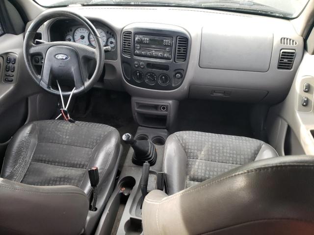 Photo 8 from auction – 2001 FORD ESCAPE XLS with VIN 1FMUU01B51KF13462