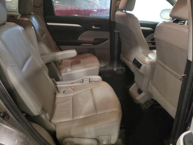 Photo 11 from auction – 2015 TOYOTA HIGHLANDER with VIN 5TDJKRFH5FS177309
