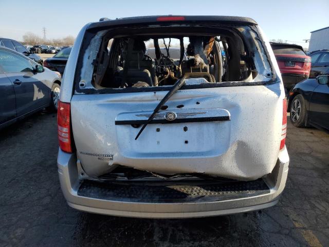 Photo 6 from auction – 2008 CHRYSLER TOWN & COU with VIN 2A8HR54P18R787628