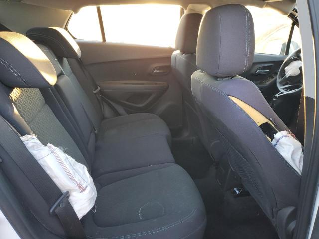 Photo 10 from auction – 2015 CHEVROLET TRAX 1LS with VIN 3GNCJPSB0FL213227
