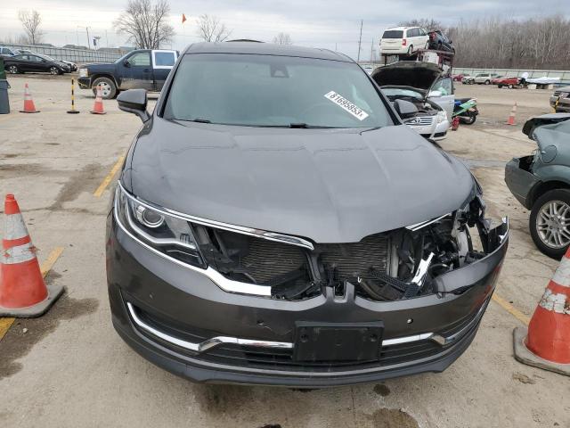 Photo 5 from auction – 2017 LINCOLN MKX RESERV with VIN 2LMPJ8LP2HBL44975