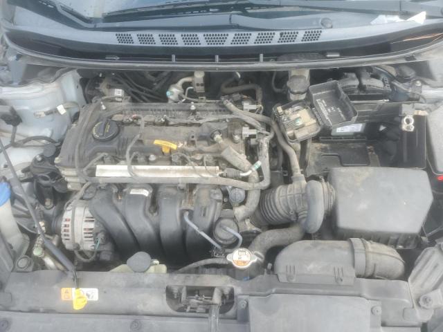 Photo 11 from auction – 2016 HYUNDAI ELANTRA SE with VIN 5NPDH4AE2GH653616