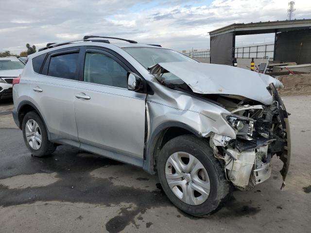 Photo 4 from auction – 2015 TOYOTA RAV4 LE with VIN JTMZFREV2FJ026598