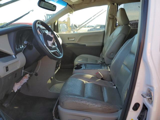 Photo 7 from auction – 2015 TOYOTA SIENNA LE with VIN 5TDKK3DC7FS567126