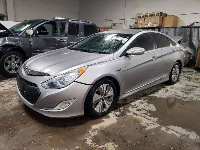 HYUNDAI SONATA HYB 2013 with VIN KMHEC4A4XDA090484 - Photo from auction