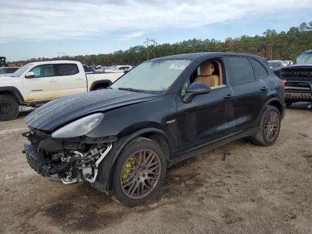 PORSCHE CAYENNE SE 2017 with VIN WP1AE2A29HLA69456 - Photo from auction