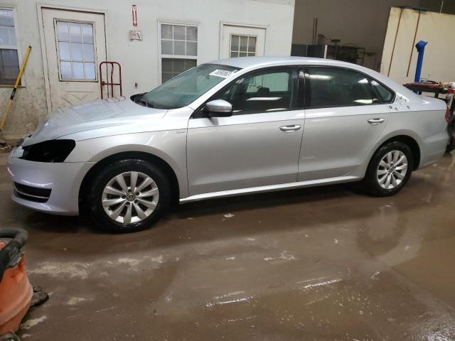 VOLKSWAGEN PASSAT S 2015 with VIN 1VWAT7A39FC027019 - Photo from auction