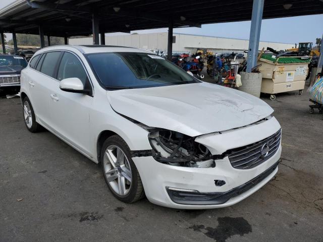 Photo 4 from auction – 2015 VOLVO V60 PREMIE with VIN YV1612SB0F1201170