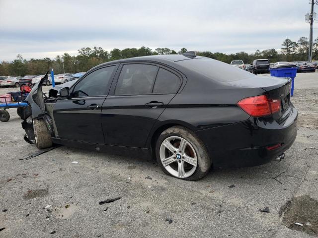 Снимка 2 от търг – 2013 BMW 328 XI с VIN WBA3B3C54DF539768