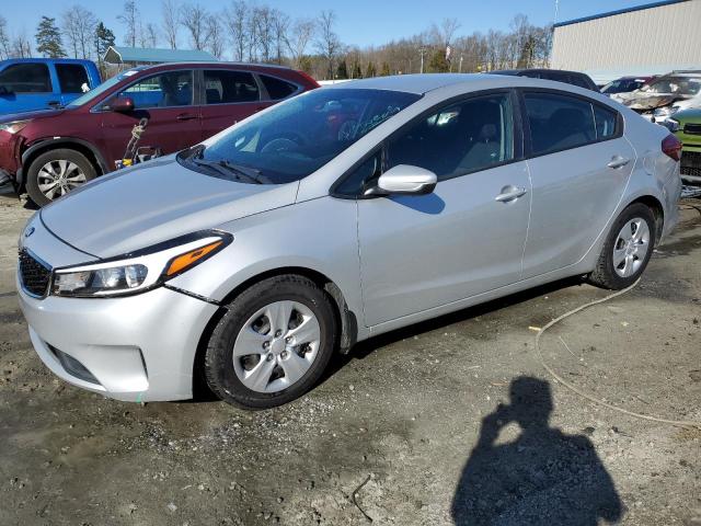KIA FORTE LX 2018 with VIN 3KPFK4A76JE259642 - Photo from auction