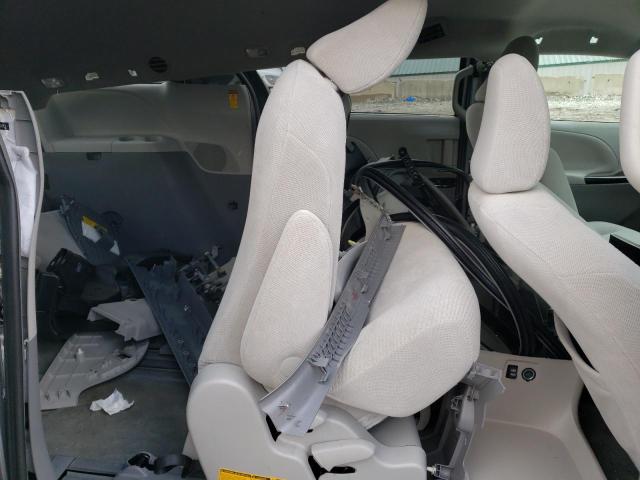 Photo 11 from auction – 2014 TOYOTA SIENNA LE with VIN 5TDKK3DC3ES412071