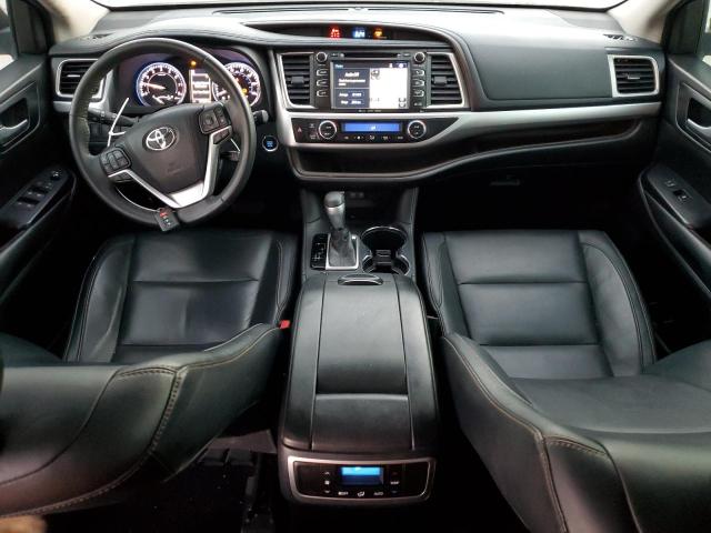 Photo 8 from auction – 2018 TOYOTA HIGHLANDER with VIN 5TDKZRFH8JS530182