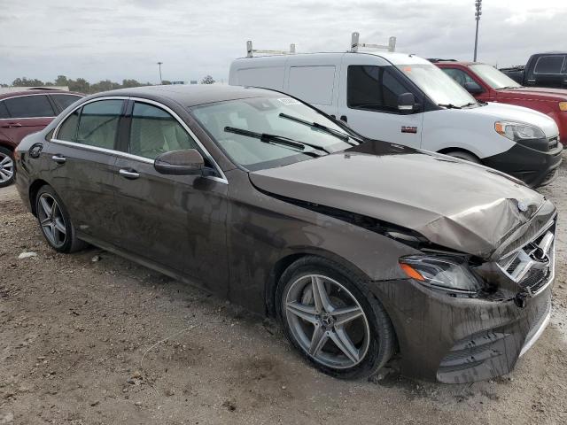 Photo 4 from auction – 2017 MERCEDES-BENZ E 300 with VIN WDDZF4JB5HA179435