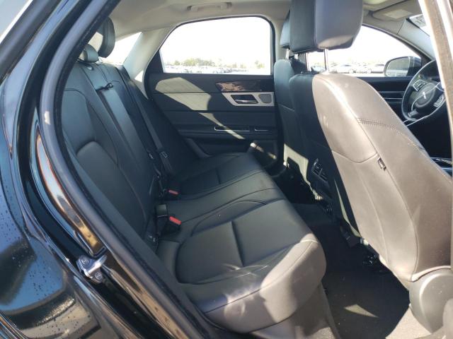 Photo 10 from auction – 2018 JAGUAR XF PREMIUM with VIN SAJBJ4FX9JCY70168