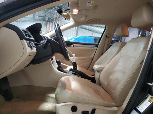 Photo 7 from auction – 2015 VOLKSWAGEN PASSAT S with VIN 1VWAT7A37FC072184