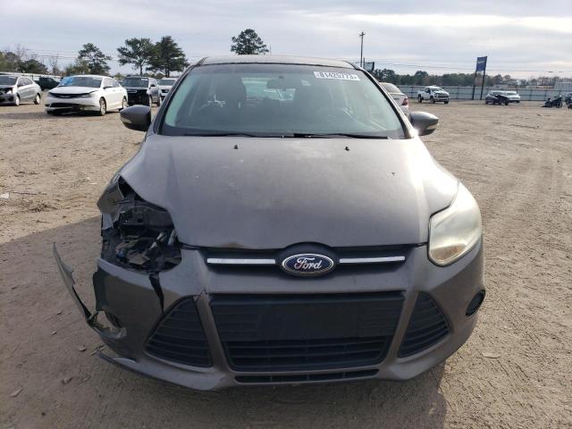 Foto 5 de la subasta – 2014 FORD FOCUS SE con VIN 1FADP3K26EL145309