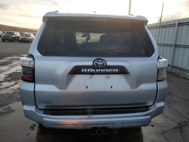 Photo 6 from auction – 2014 TOYOTA 4RUNNER SR with VIN JTEBU5JR9E5162299