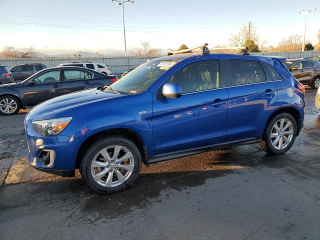 MITSUBISHI OUTLANDER 2015 مع رقم تعريف المركبة 4A4AR4AU5FE008781 - صورة من المزاد