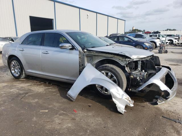 Photo 4 from auction – 2012 CHRYSLER 300 LIMITE with VIN 2C3CCACG4CH167971