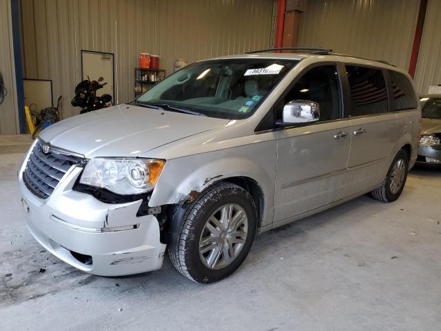 CHRYSLER TOWN & COU 2010 z numerem VIN 2A4RR6DX4AR257591 - Zdjęcie z aukcji