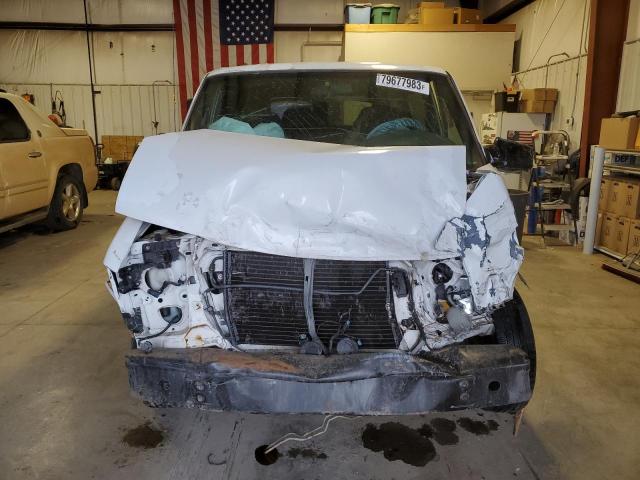 Photo 5 from auction – 2000 CHEVROLET ASTRO with VIN 1GNEL19WXYB220005
