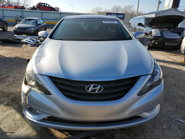 Photo 5 from auction – 2013 HYUNDAI SONATA SE with VIN 5NPEC4AB3DH510372