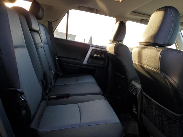 Photo 11 from auction – 2023 TOYOTA 4RUNNER SE with VIN JTENU5JRXP6169983