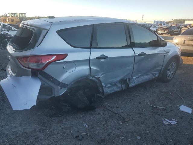 Photo 3 from auction – 2014 FORD ESCAPE S with VIN 1FMCU0F76EUC49601