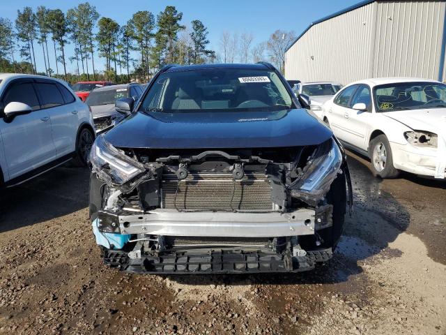 Photo 5 from auction – 2022 TOYOTA RAV4 XLE with VIN 2T3W1RFV0NC184777
