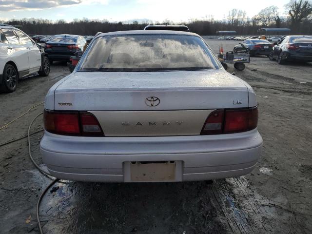 Photo 6 from auction – 1995 TOYOTA CAMRY LE with VIN 4T1SK12E8SU522299