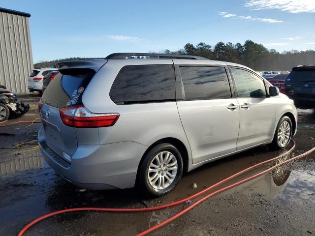 Photo 3 from auction – 2015 TOYOTA SIENNA XLE with VIN 5TDYK3DC6FS684206