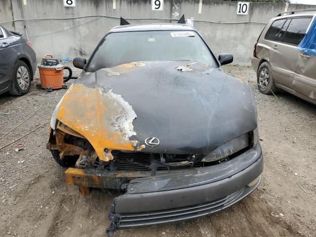 Photo 5 from auction – 1998 LEXUS ES 300 with VIN JT8BF28G1W5046953