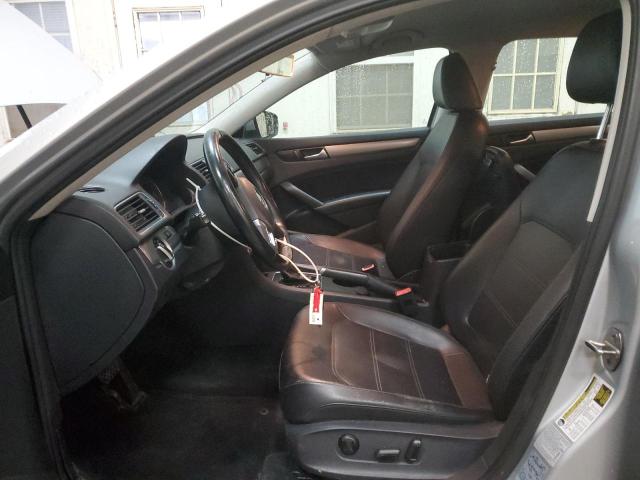 Photo 7 from auction – 2015 VOLKSWAGEN PASSAT S with VIN 1VWAT7A39FC027019