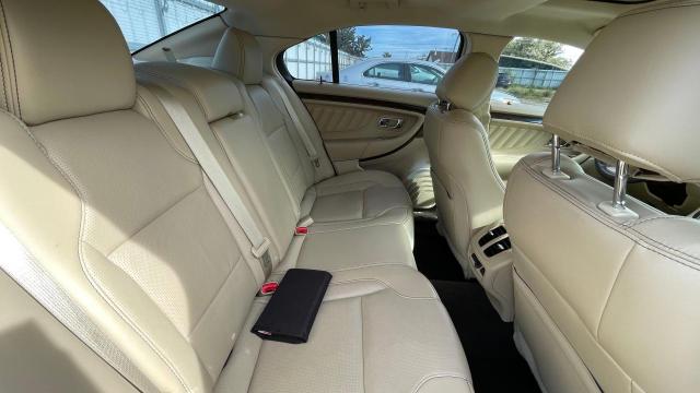 Photo 6 from auction – 2017 FORD TAURUS LIM with VIN 1FAHP2F85HG102118