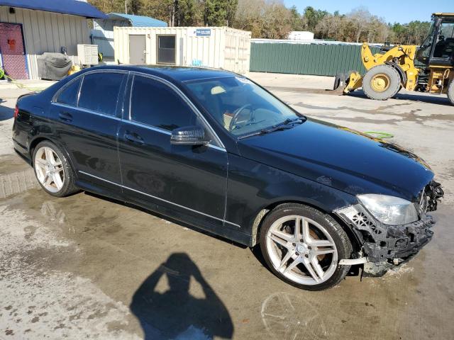 Photo 4 from auction – 2011 MERCEDES-BENZ C 300 with VIN WDDGF5EB7BR136277