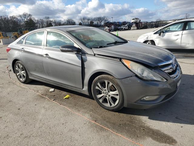 Photo 4 from auction – 2013 HYUNDAI SONATA SE with VIN 5NPEC4AC8DH663614