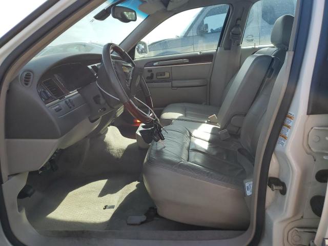 Photo 7 from auction – 2003 LINCOLN TOWN CAR C with VIN 1LNHM83W23Y670608