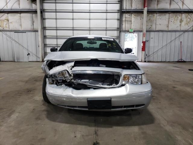 Photo 5 from auction – 2003 FORD CROWN VICT with VIN 2FAFP74WX3X177762