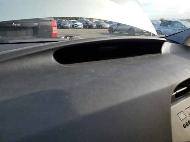Photo 9 from auction – 2013 TOYOTA PRIUS with VIN JTDKN3DU7D5555383