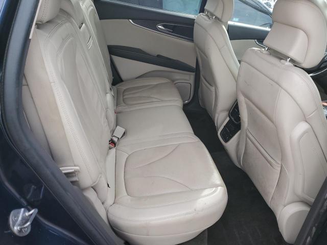 Photo 11 from auction – 2017 LINCOLN MKX RESERV with VIN 2LMPJ8LR6HBL41062