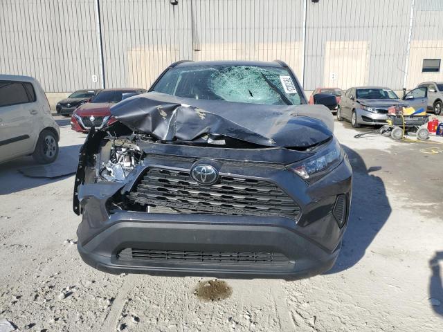 Photo 5 from auction – 2021 TOYOTA RAV4 LE with VIN 2T3H1RFV2MW105048