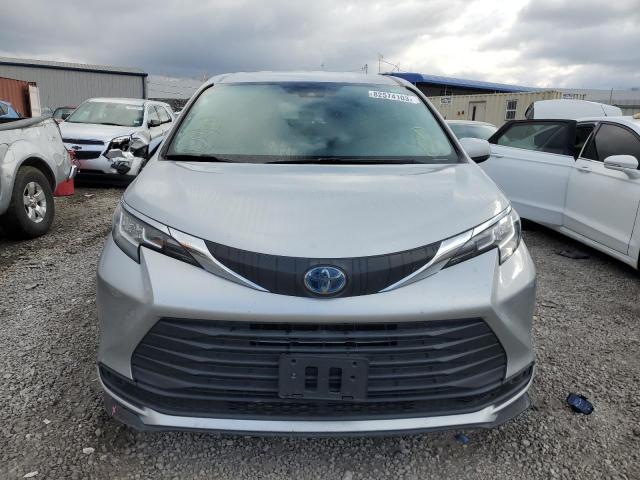 Photo 5 from auction – 2021 TOYOTA SIENNA LE with VIN 5TDKRKEC3MS017052