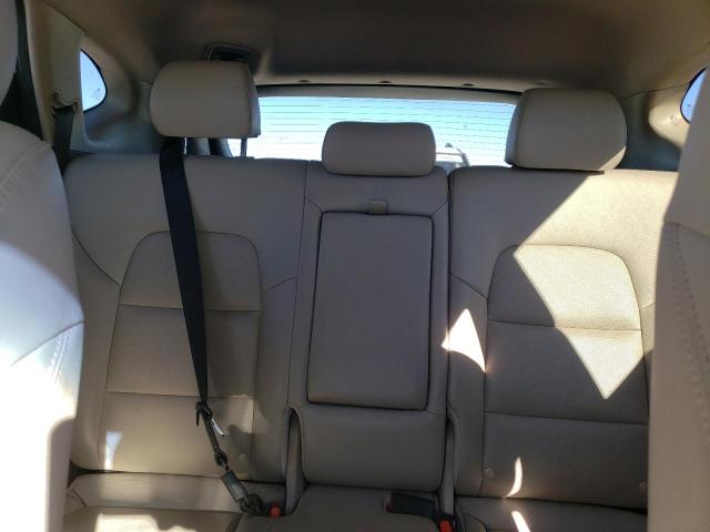 Photo 10 from auction – 2017 HYUNDAI TUCSON LIM with VIN KM8J3CA48HU430826